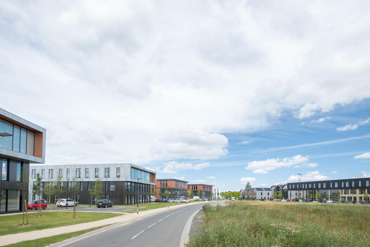 Bureau Lesquin 4400m² Location bureau Lesquin Nord OLBUR2310192 3